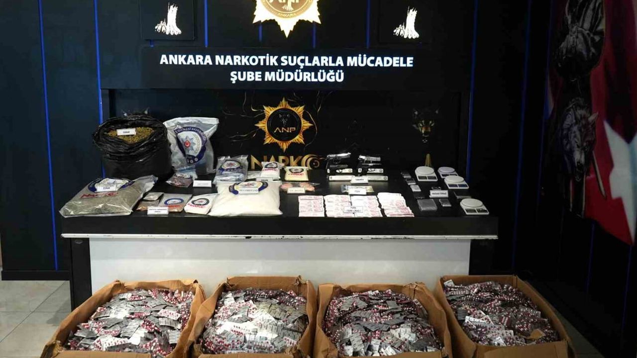 Ankara'da geniş uyuşturucu operasyonunda 614 binin üzerinde sentetik ecza ele geçirildi