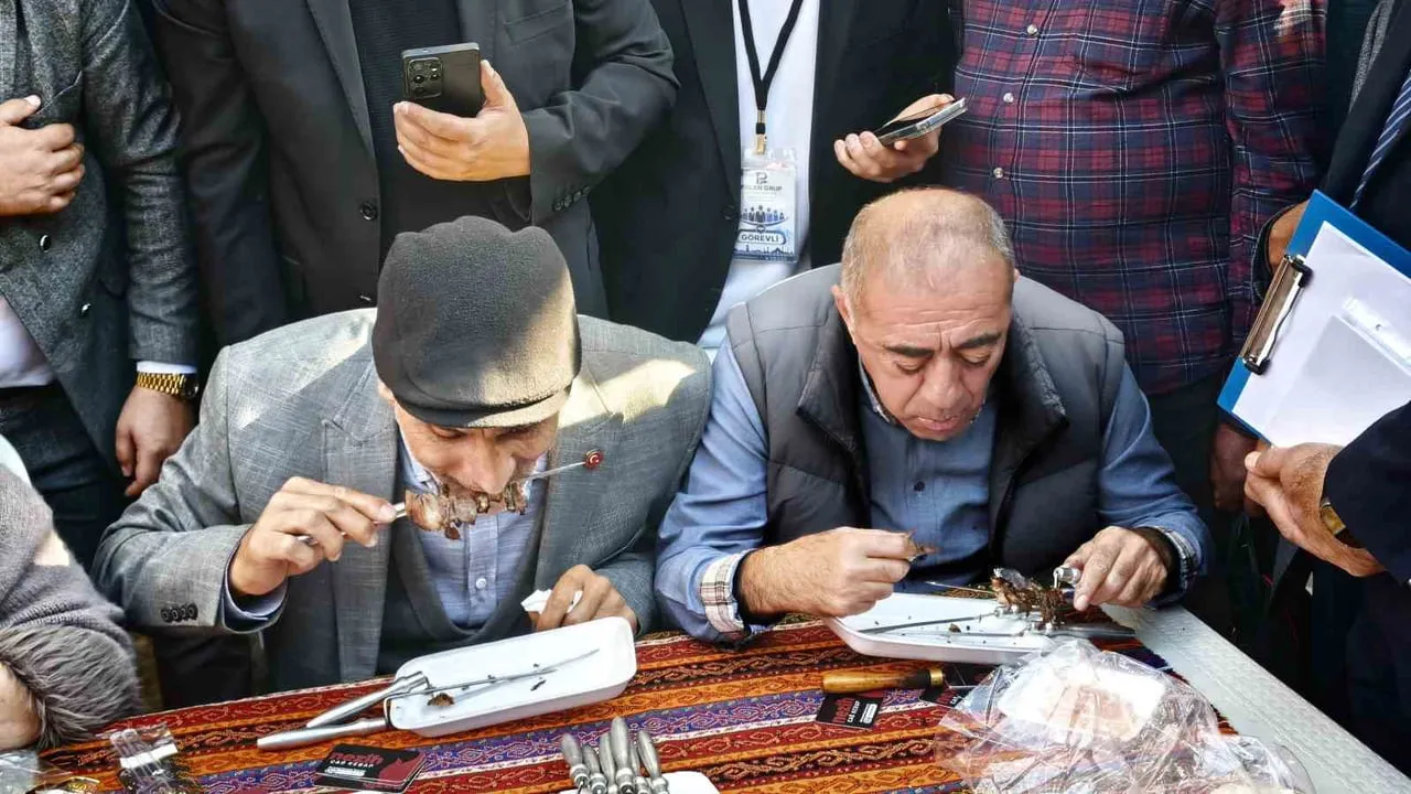 Ankara’da lezzet şenliği: Erzurum tanıtım günleri kadayıf dolması ve cağ kebabıyla başladı