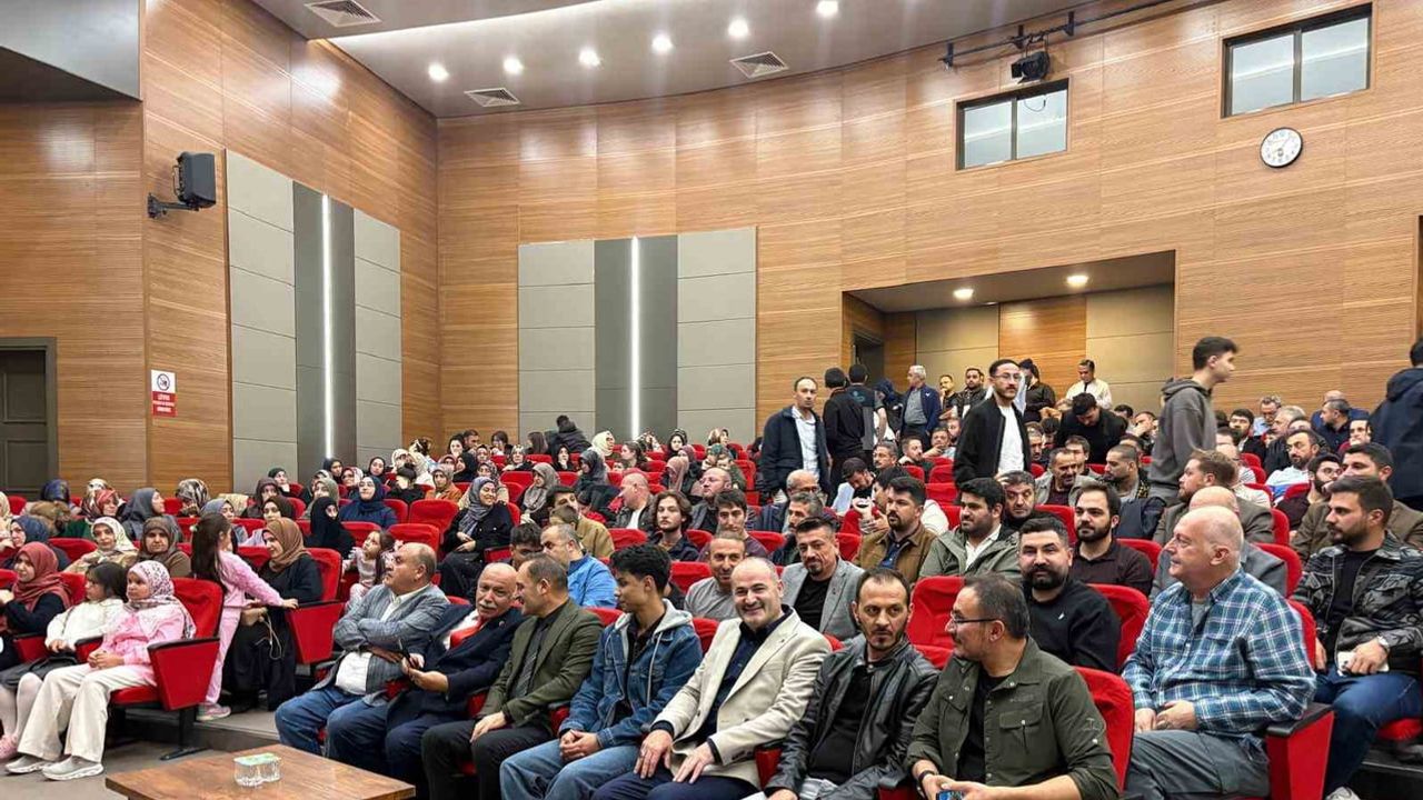 Anlam arayışına ışık tutan konferans: Kayseri'de 'İnsan ne için yaşar?'