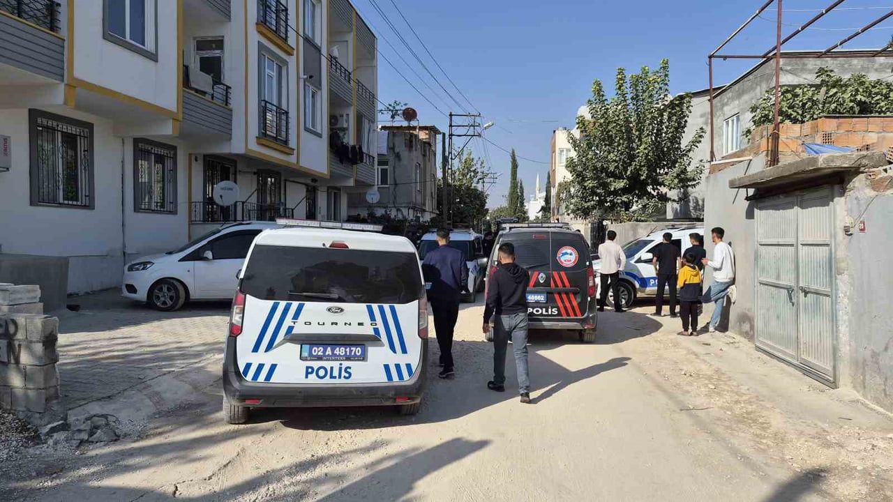 Anneden kalan altın kavgası mahalleyi karıştırdı: 6 kişi emniyete götürüldü