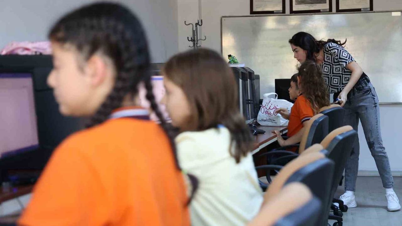 Antalya'da ATABEM'den ücretsiz kurs atağı: 16 merkezde 685 seçenek