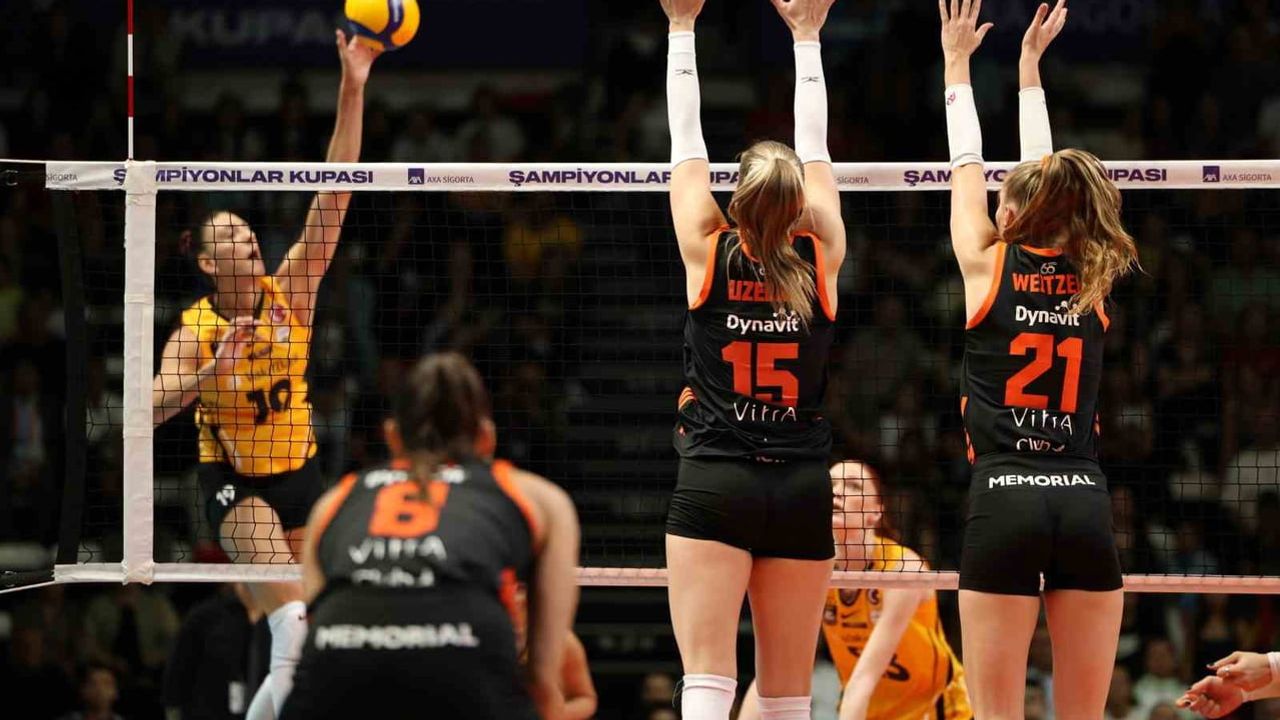 Antalya finalinde çekişmeyi kazanan V.Bank oldu
