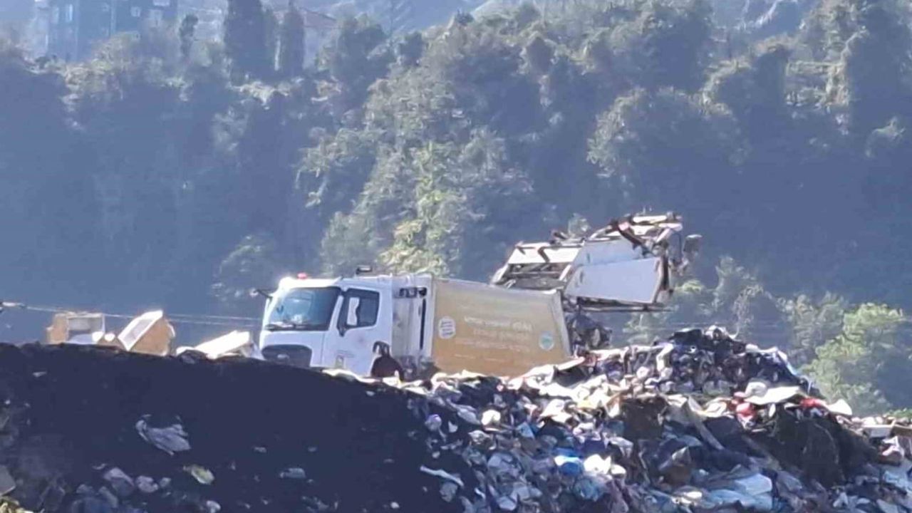 Ardeşen'de atık skandalı: Fırtına Deresi kenarına dökülen çöpler belediyeye 2,3 milyon lira ceza getirdi