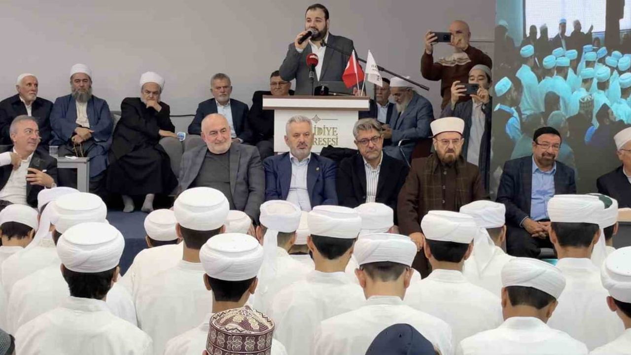 Arnavutköy'de beş yıllık emeğin sonucu: 49 hafız icazet aldı