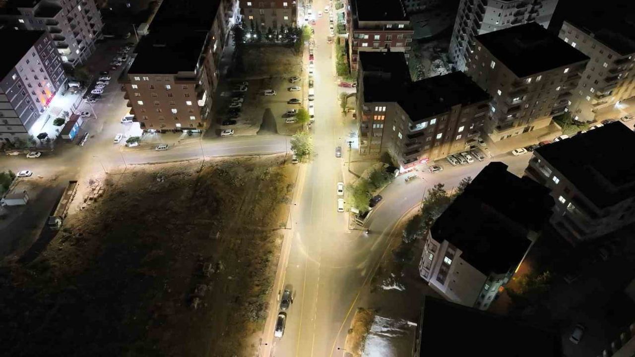 artuklu’ya modern şebeke: gece aydınlatması ve kapasite yenilendi