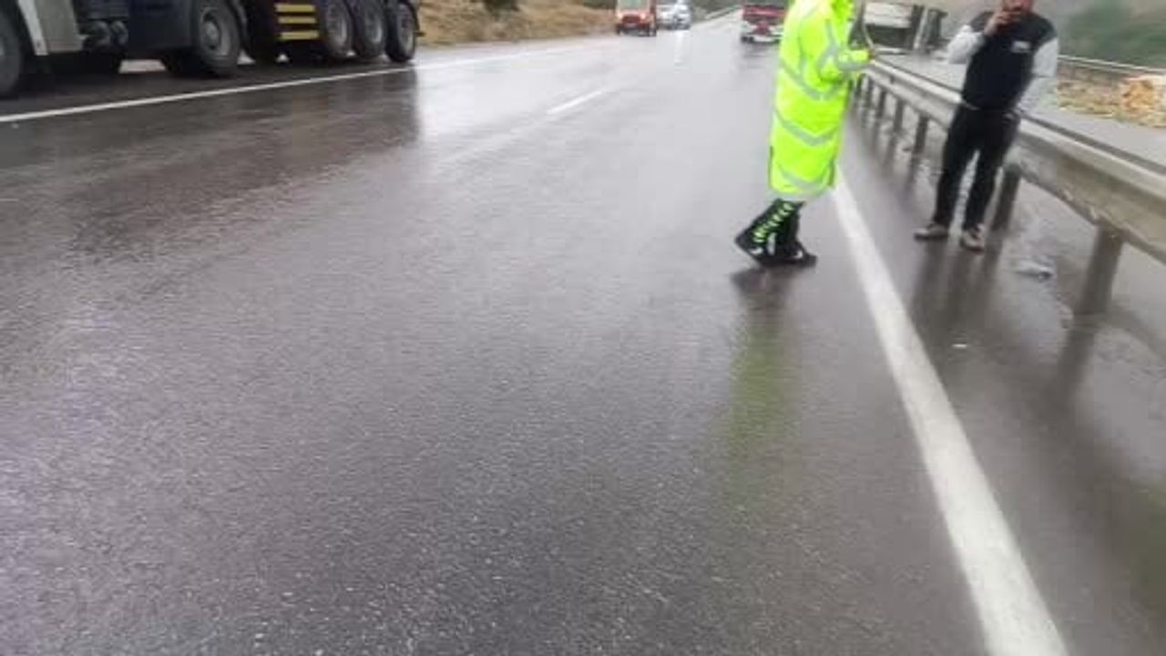 Aşkale'de yağış sonrası risk yeniden belirdi: aynı mevkiide ikinci kaza