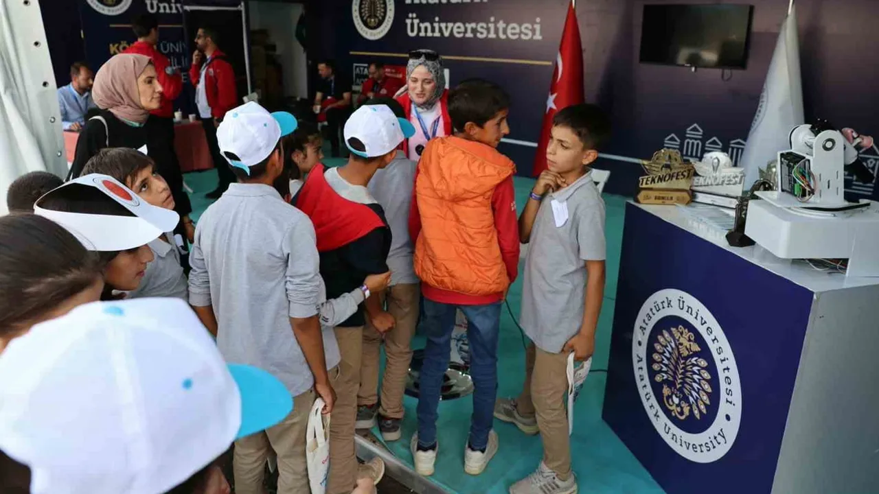 Atılım ve bilim köprüsü: Atatürk Üniversitesi TEKNOFEST Güneydoğu’da