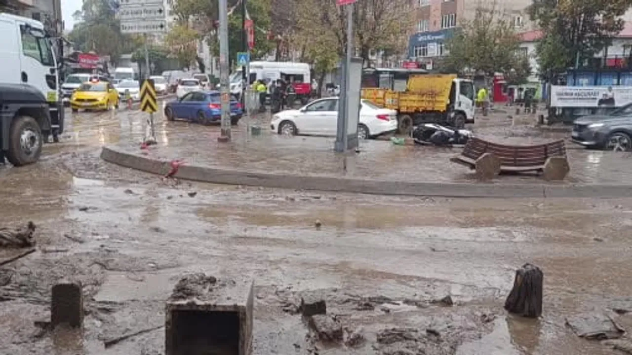 Ayazağa’da yağış yaşamı aksattı