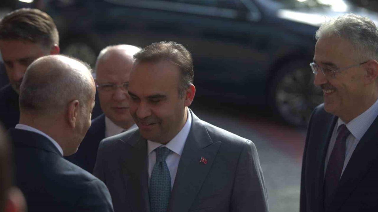 Aydan yapay zekâya: Türkiye'nin teknoloji hedefleri ve Somali'deki uzay limanı