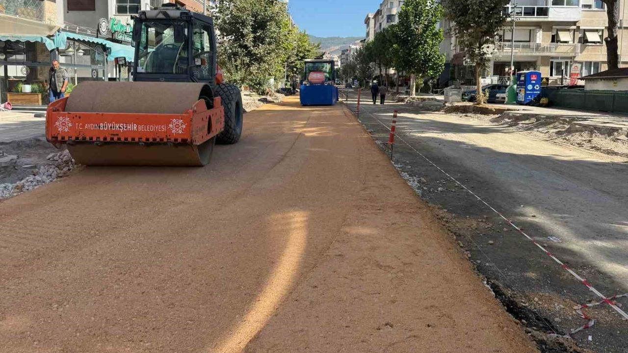 Aydın’da her köşeye yayılan yol yatırımları