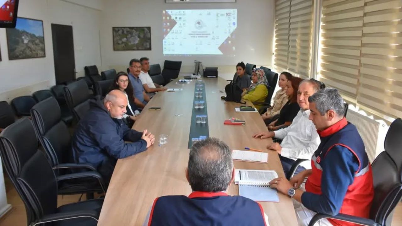 Aydın'da zirai kirliliğin önlenmesine yönelik komisyon toplantısı