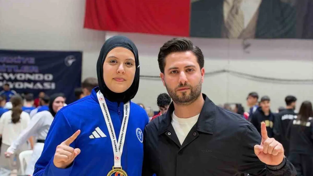 Aydınlı 'demir ayak' Elifnaz Köseoğlu Türkiye şampiyonu oldu