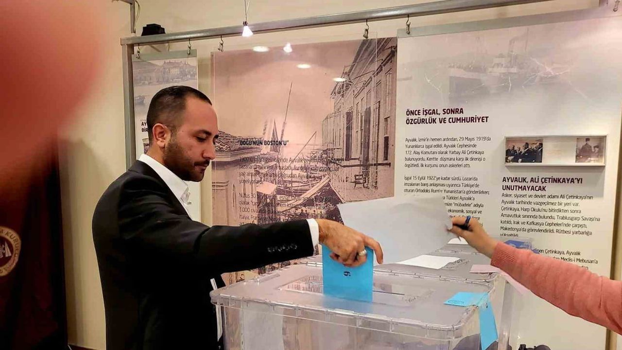 Ayvalık’ta ticaret odası seçimleri çekişmeli başladı