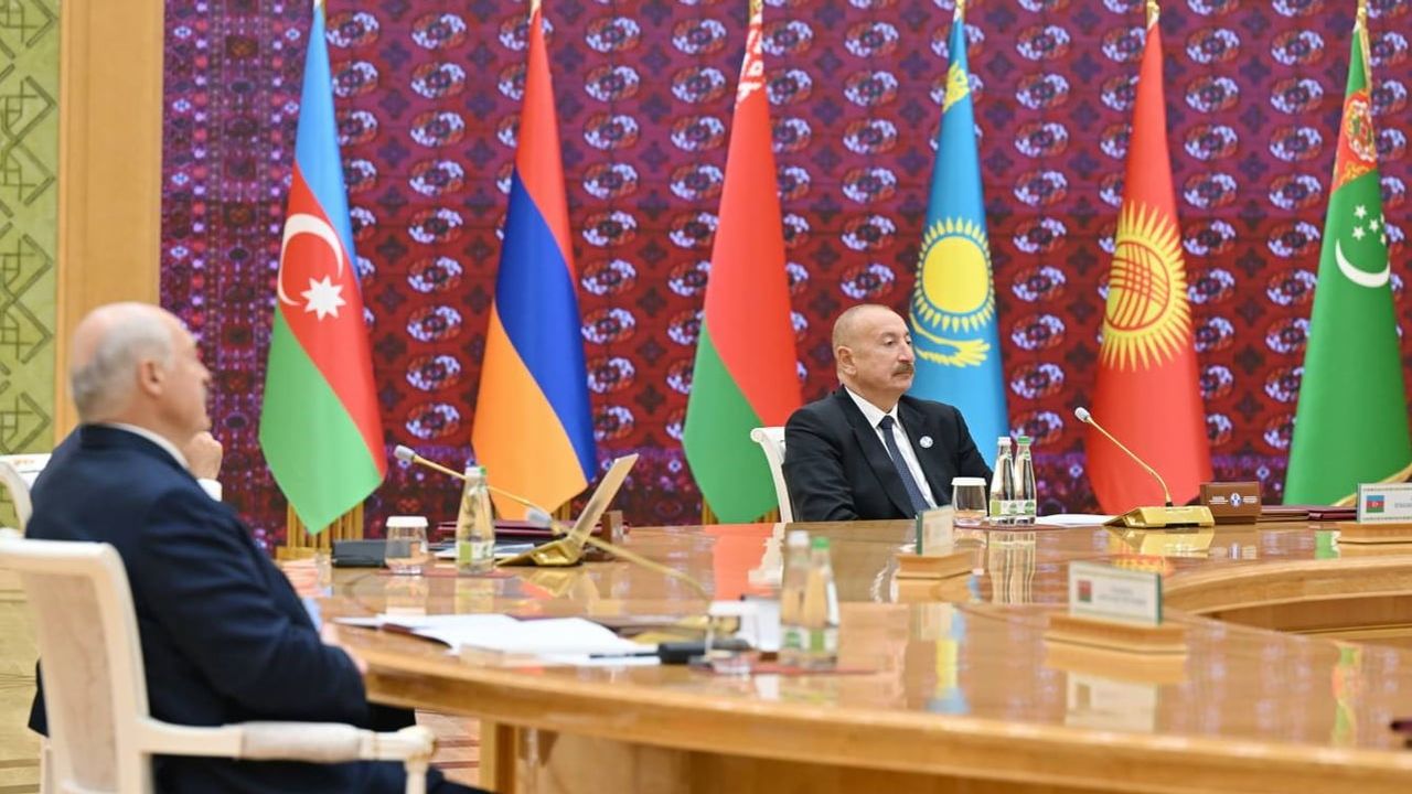 Azerbaycan orta vadede iki koridorda transit hacmini 15 milyon tona çıkarmayı hedefliyor