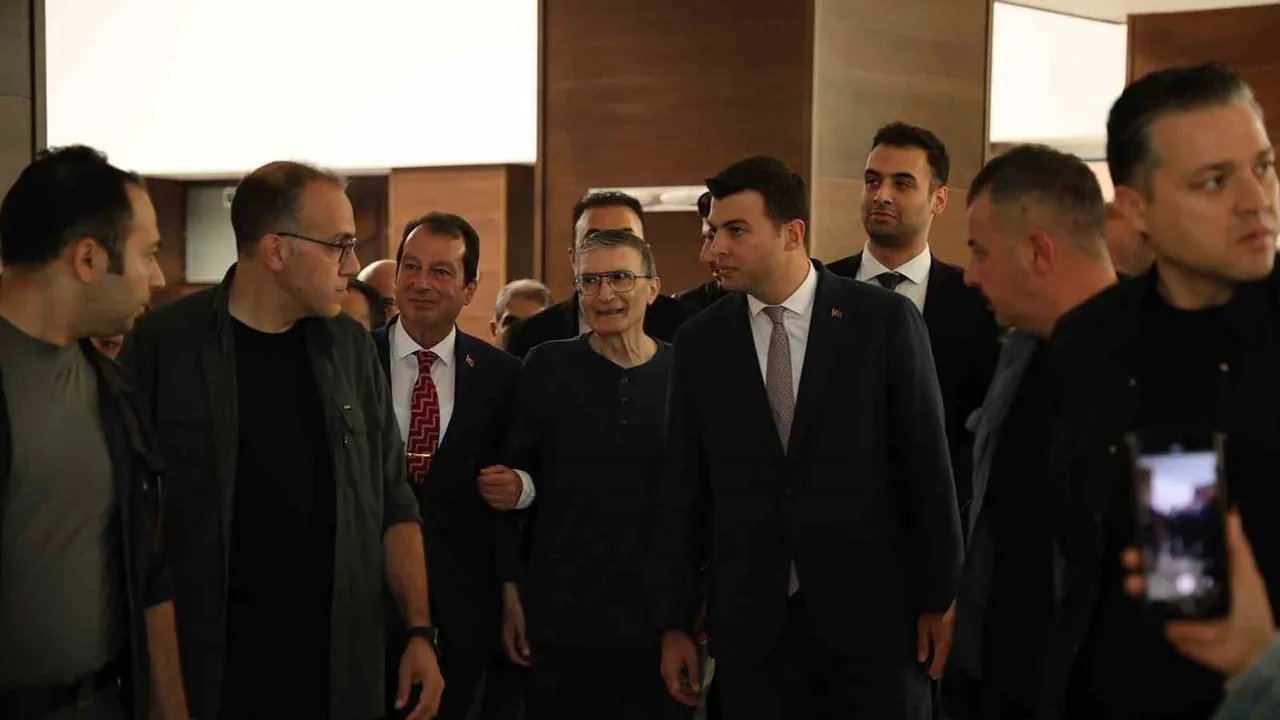 Aziz Sancar Dicle'de öğrencilere seslendi: beyin kanseri tedavisinde ilerleme ve devam eden sorular