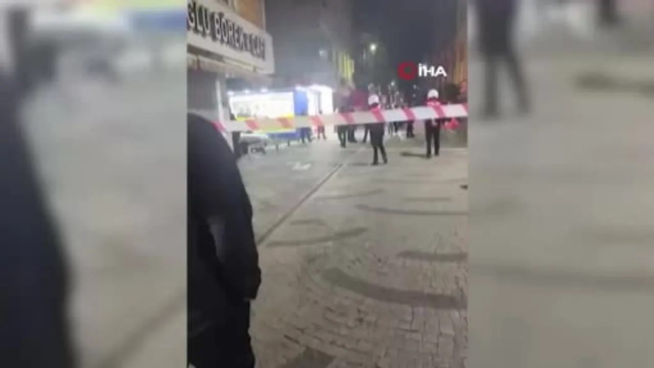 Bağcılar'da caddede silahlı saldırı: bir kişi öldü, 5 gözaltı