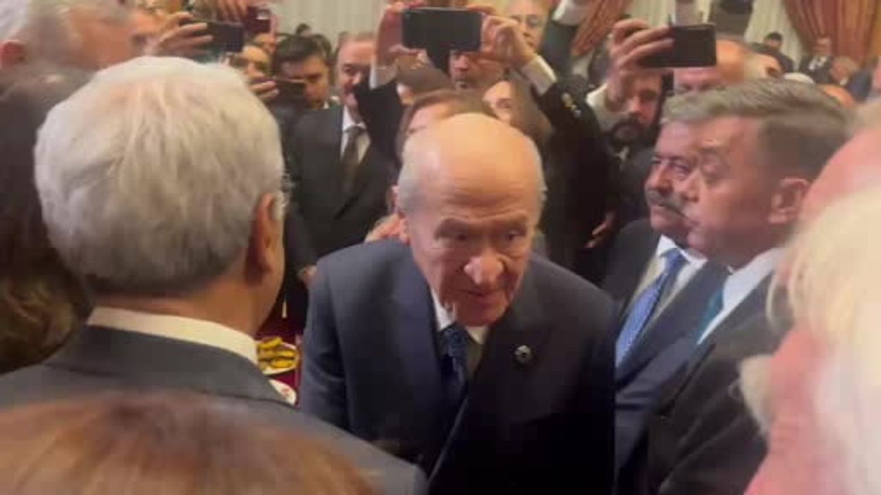 Bahçeli'den DEM Parti ile görüşme: gündemin yorumu