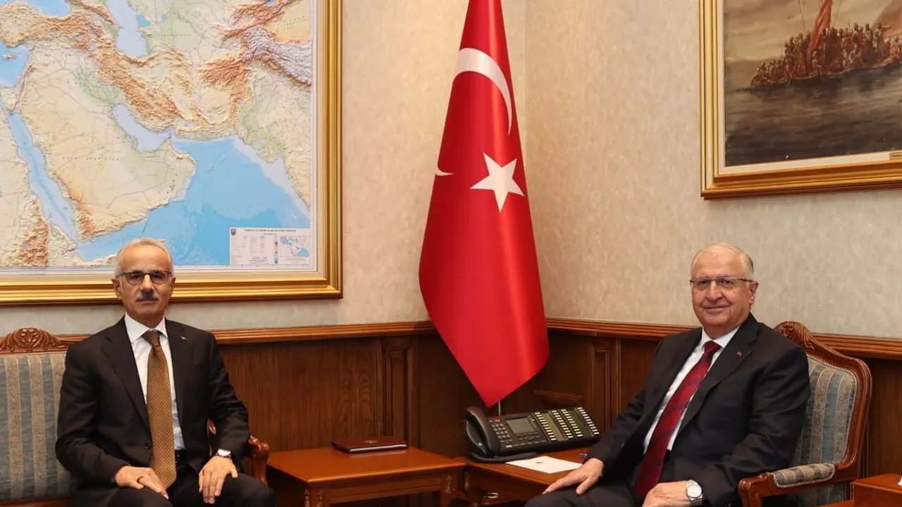 Bakan Güler ve Uraloğlu bakanlıkta koordinasyon görüşmesi yaptı