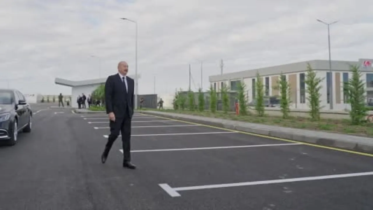 Bakü'de ortak yatırımla kurulan ilaç fabrikası üretime başladı