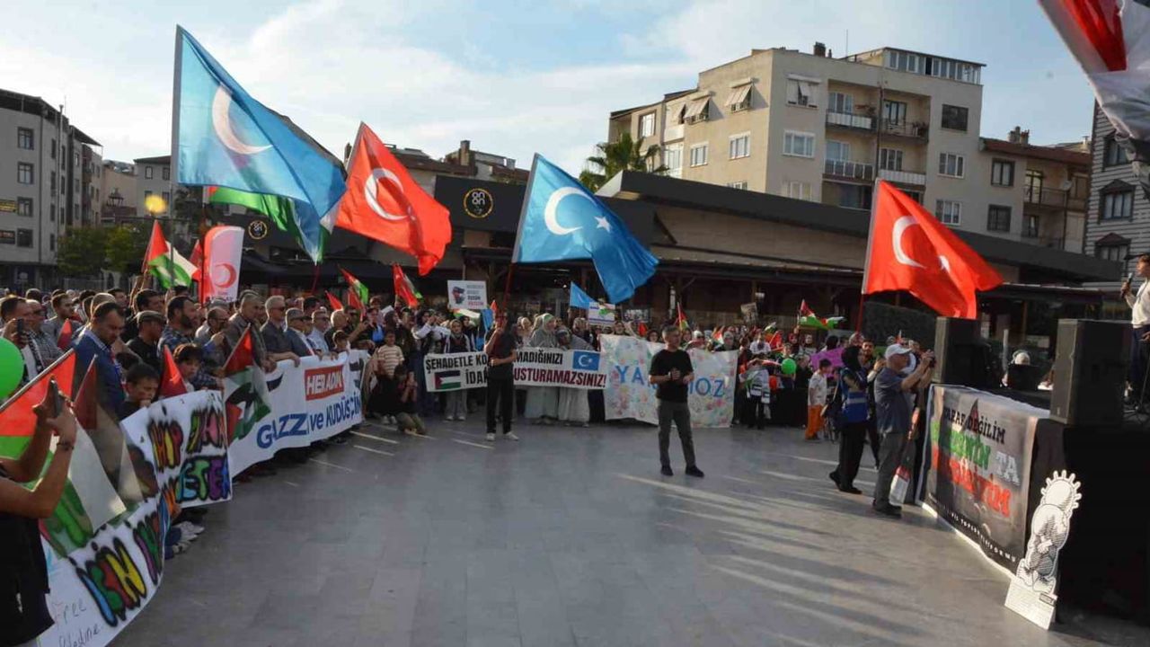 Balıkesir'de birlik çağrısı Gazze ve Kudüs için yürüyüş