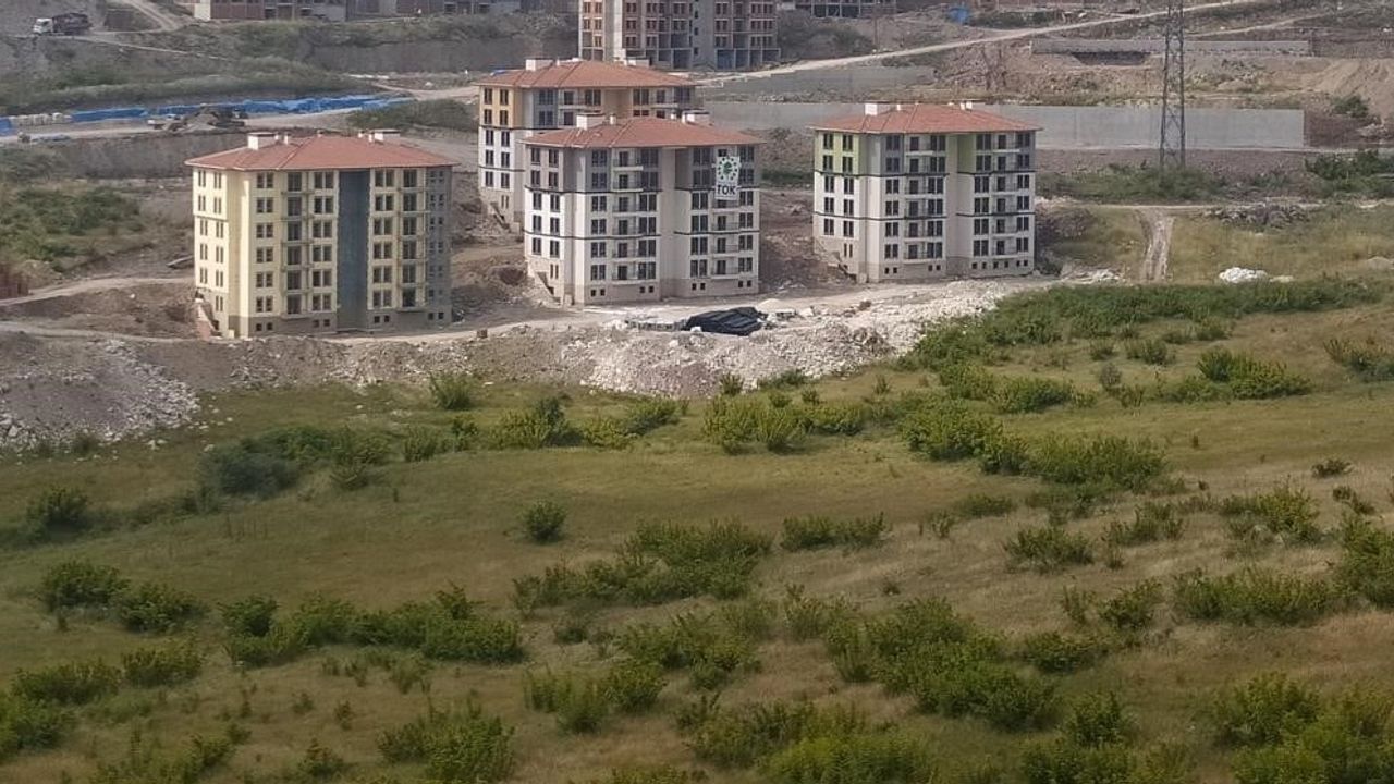 Balıkesir'de eylülde konut hareketliliği: 3 bin 86 satış