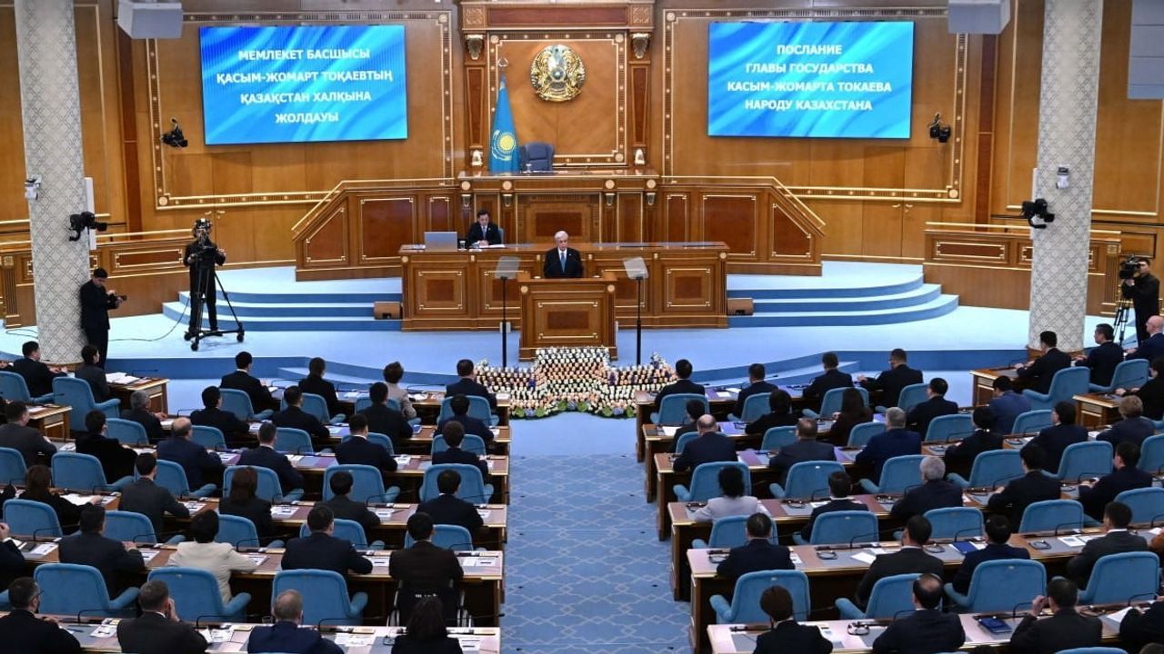 Balkaş santraline 2027'de başlanması mümkün, Tokayev nükleer stratejiyi öne çıkardı