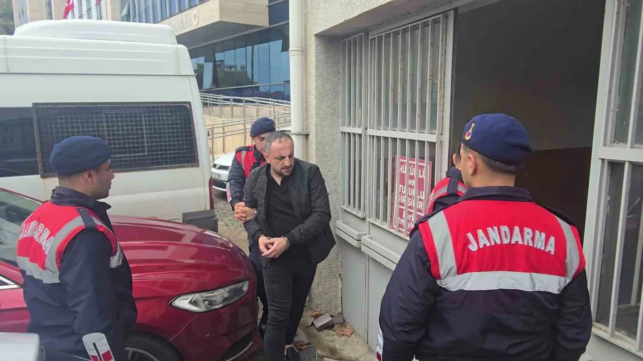 Barajda bulunan kemikleriyle 18 yıl sonra adliye: dört sanık hakim karşısında