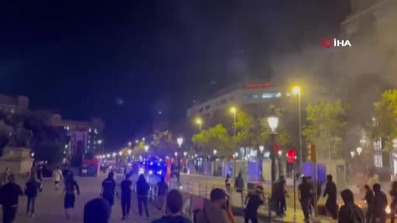 Barcelona'da kira krizine tepki yürüyüşü şiddetle sonuçlandı