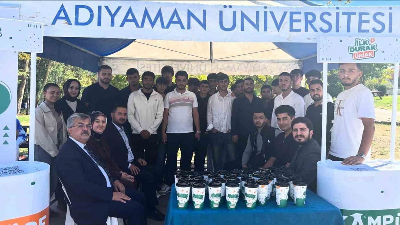 Başkan Çadır üniversite kampüsünde gençlerin taleplerini dinledi