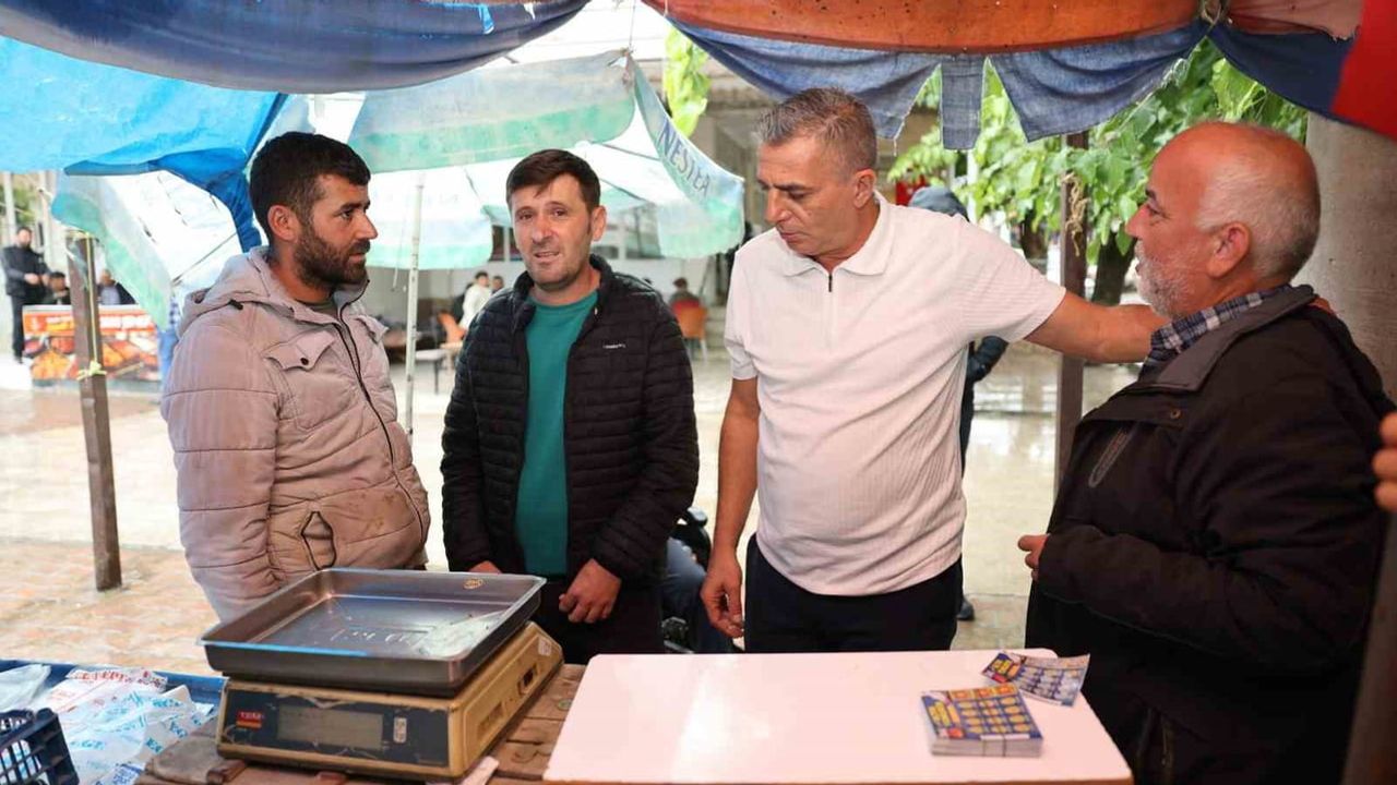 Başkan Şimşek sahada: Sancaklıbozköy ve Sancaklıiğdecik'te talepler kayda alındı