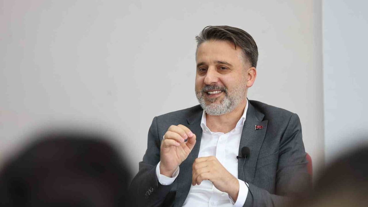 Başkan vekili Biba'dan genç mimarlara yol gösteren mesaj