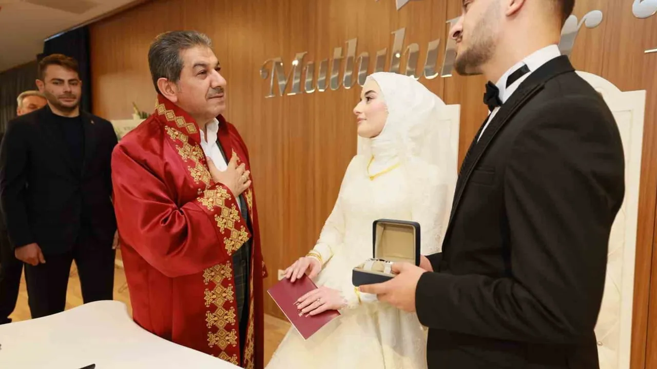 Baştabya nikâh bahçesi çiftlerin en özel anlarını ücretsiz kaydediyor