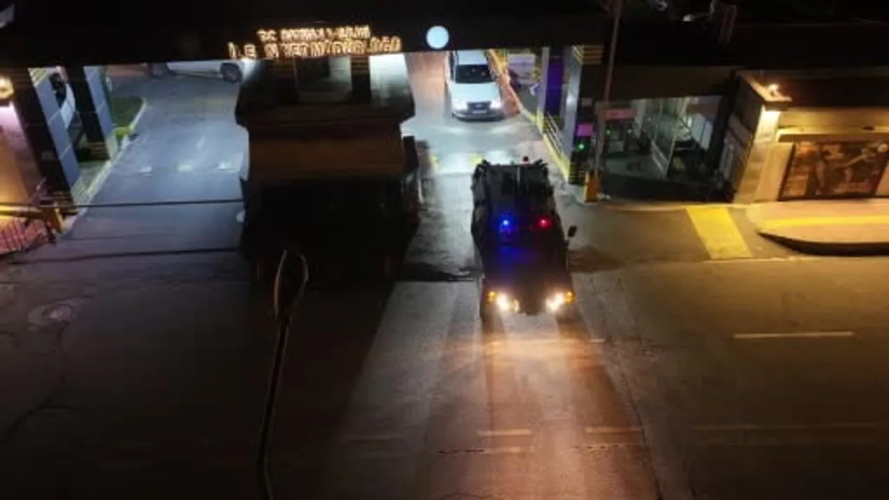 Batman'dan başlayan operasyon dört ilde kesişti: 17 tutuklama