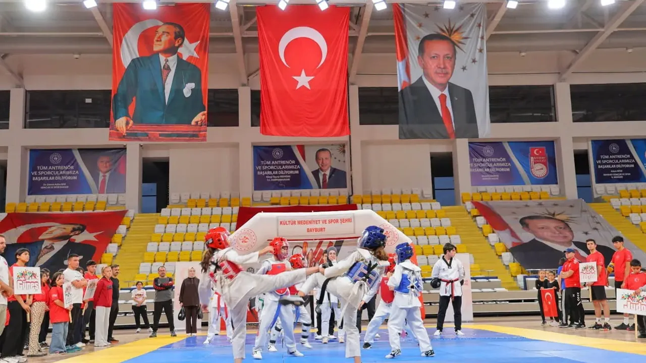Bayburt amatör spor haftasında yetenekler sergilendi
