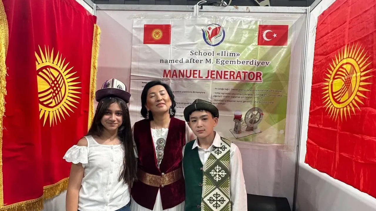 Bayburt'tan Gaziantep'e: BİLSEM öğrencisi uluslararası şenlikte iki projeyle çifte üçüncülük