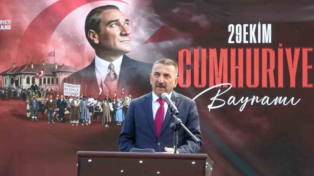 Bayramın 103. yılı Zonguldak'ta birlik ve coşkuyla kutlandı