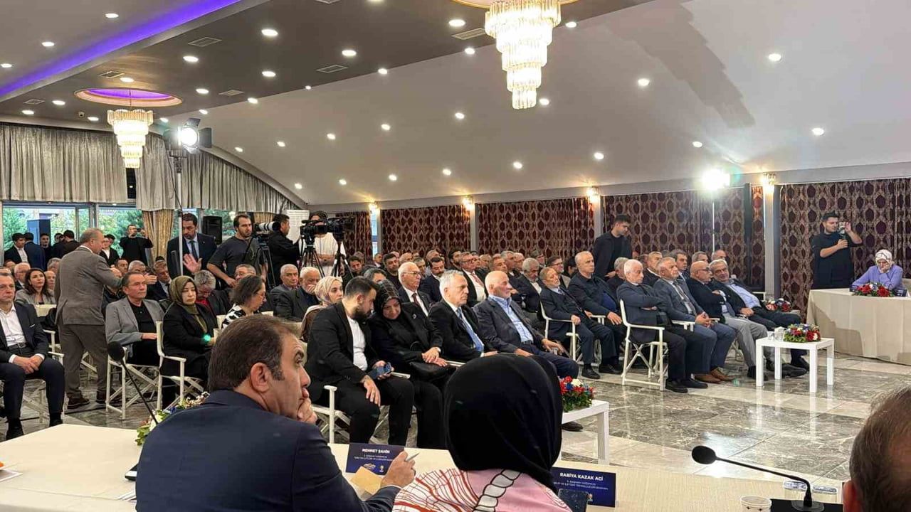 Bayrampaşa'da İstanbul'u dinliyoruz buluşması yerel gündemi masaya yatırdı