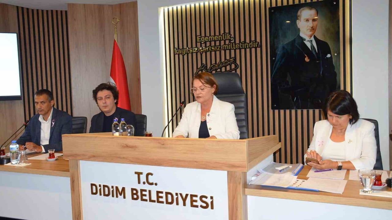 Belediye başkanına vakıfların Altınkum'daki arsa ihalesine katılma yetkisi verildi