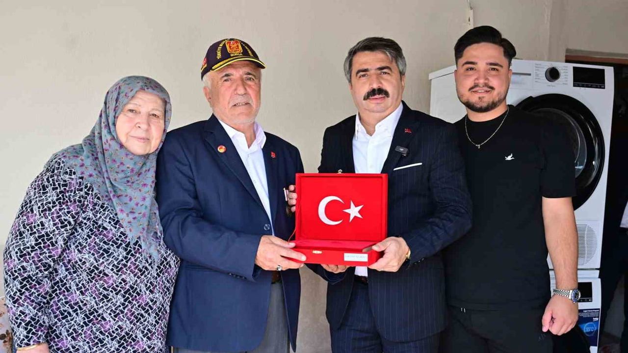 Belediye başkanından Yıldırım'da gaziye vefa ziyareti