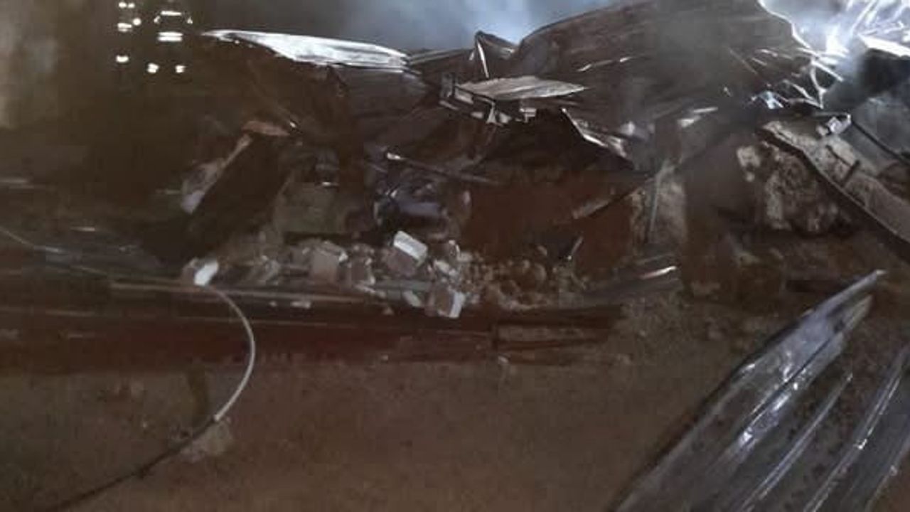 Belen'de taş ocağı yakınında konteyner yangını söndürüldü
