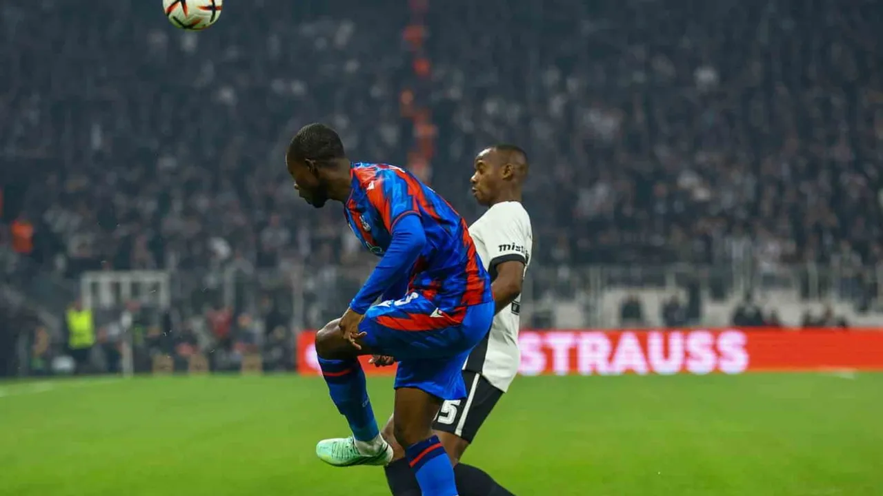 Beşiktaş ile Crystal Palace mücadelesinde golsüz ilk çeyrek