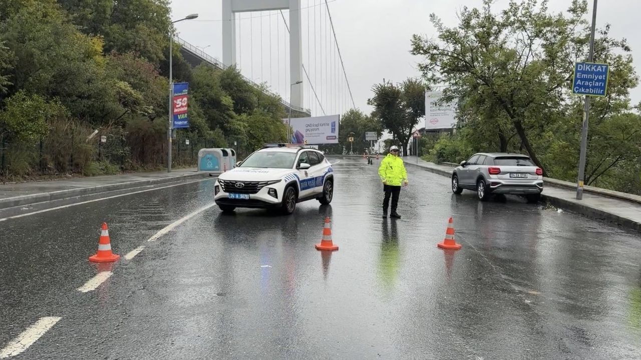 beşiktaş'ta naile sultan korusu'nun istinat duvarı çöktü