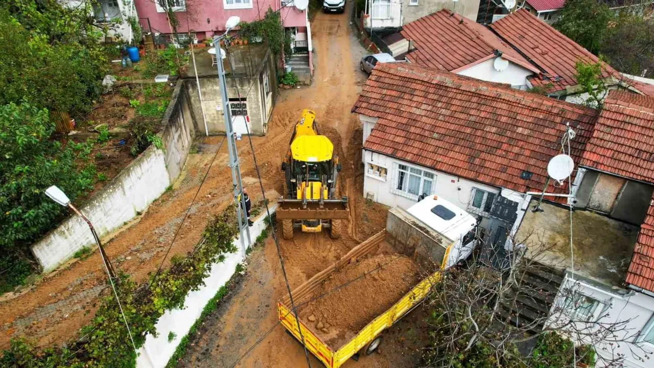 Beykoz'da rekor sağanak sahayı 7/24 çalıştırdı: bin 879 talep karşılandı