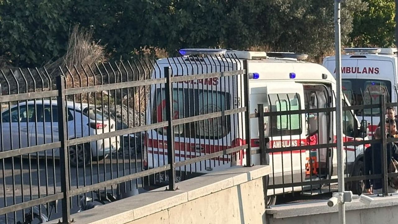 beylikdüzü'nde okul yolunda iki öğrenciye çarpan sürücü aranıyor