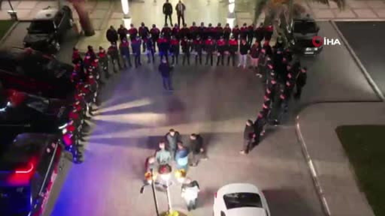 Beyoğlu'nda dron destekli gece uygulaması: onlarca aranan şahıs yakalandı