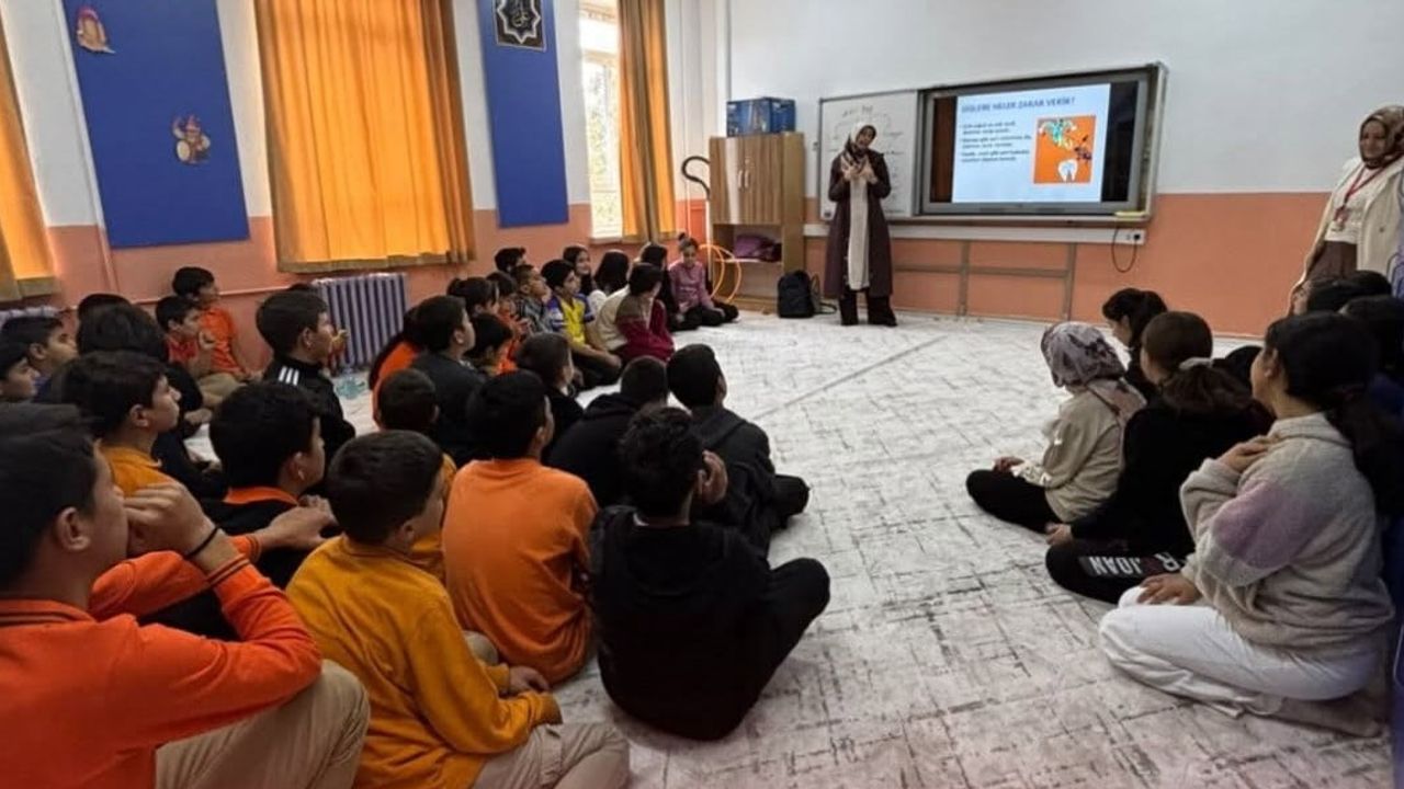 Beyşehir okullarında ağız bakımına erken müdahale