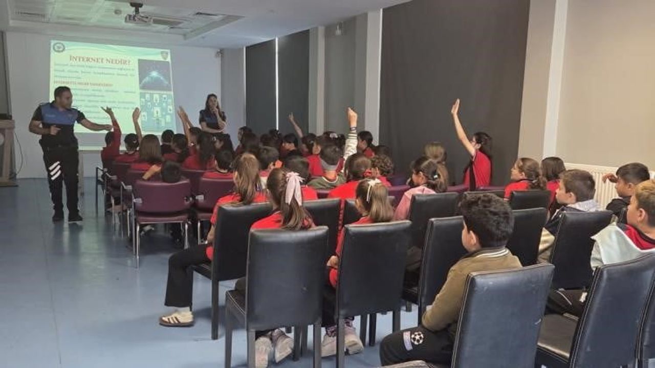 Bilecik'te 66 öğrenciye risklere karşı bilinçlendirme eğitimi