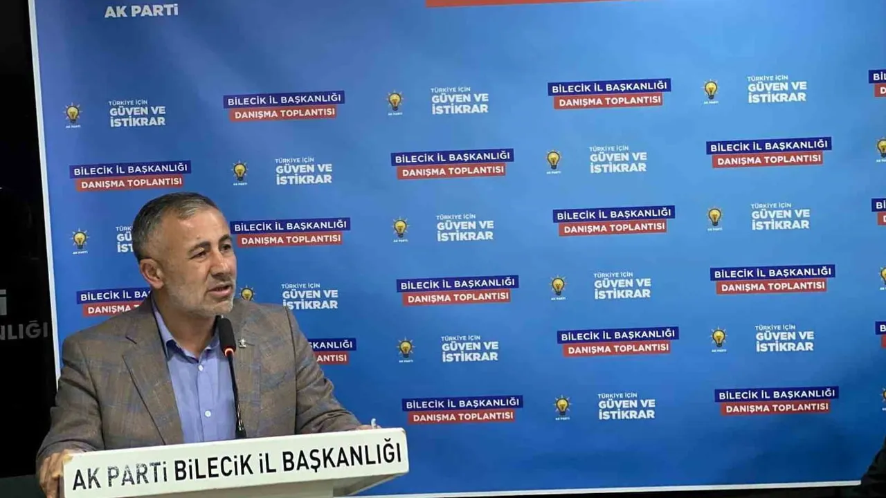 Bilecik'te AK Parti teşkilatı gelecek dönem planlarını görüştü