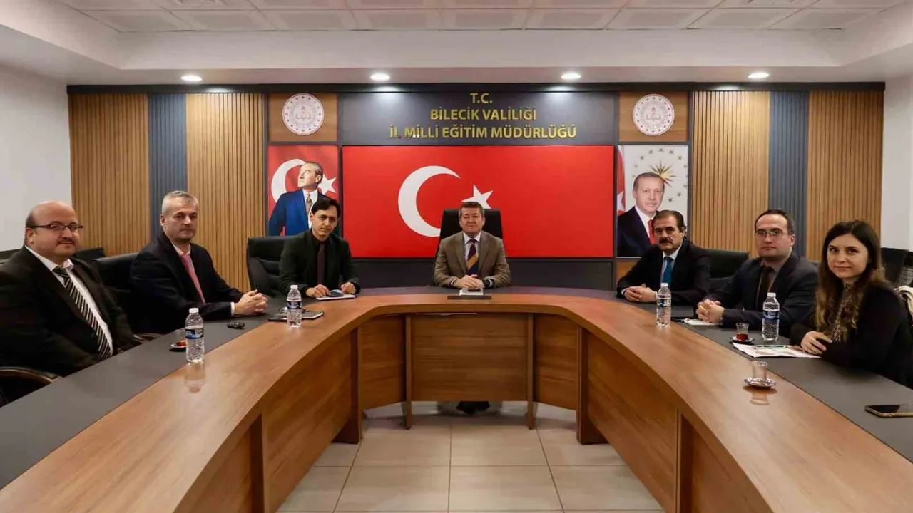 Bilecik'te Ertuğulgazi Lisesi'nde akademik performans ve gelişim planı