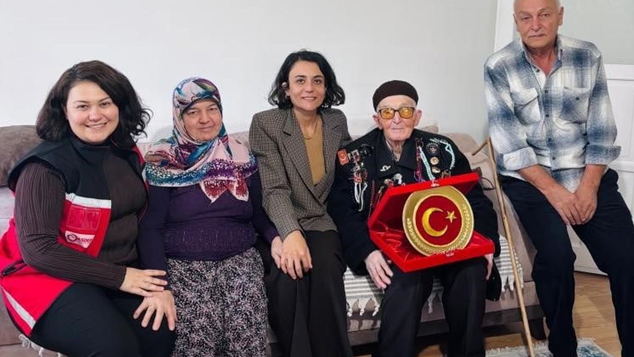 bilecik'te şehit ailesine vefa ziyareti